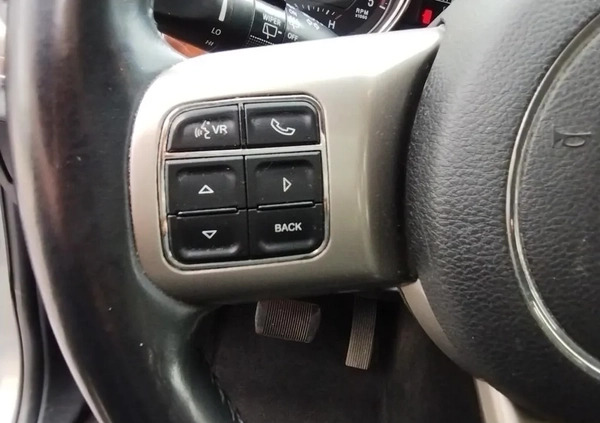 Jeep Grand Cherokee cena 54900 przebieg: 244900, rok produkcji 2012 z Łódź małe 631